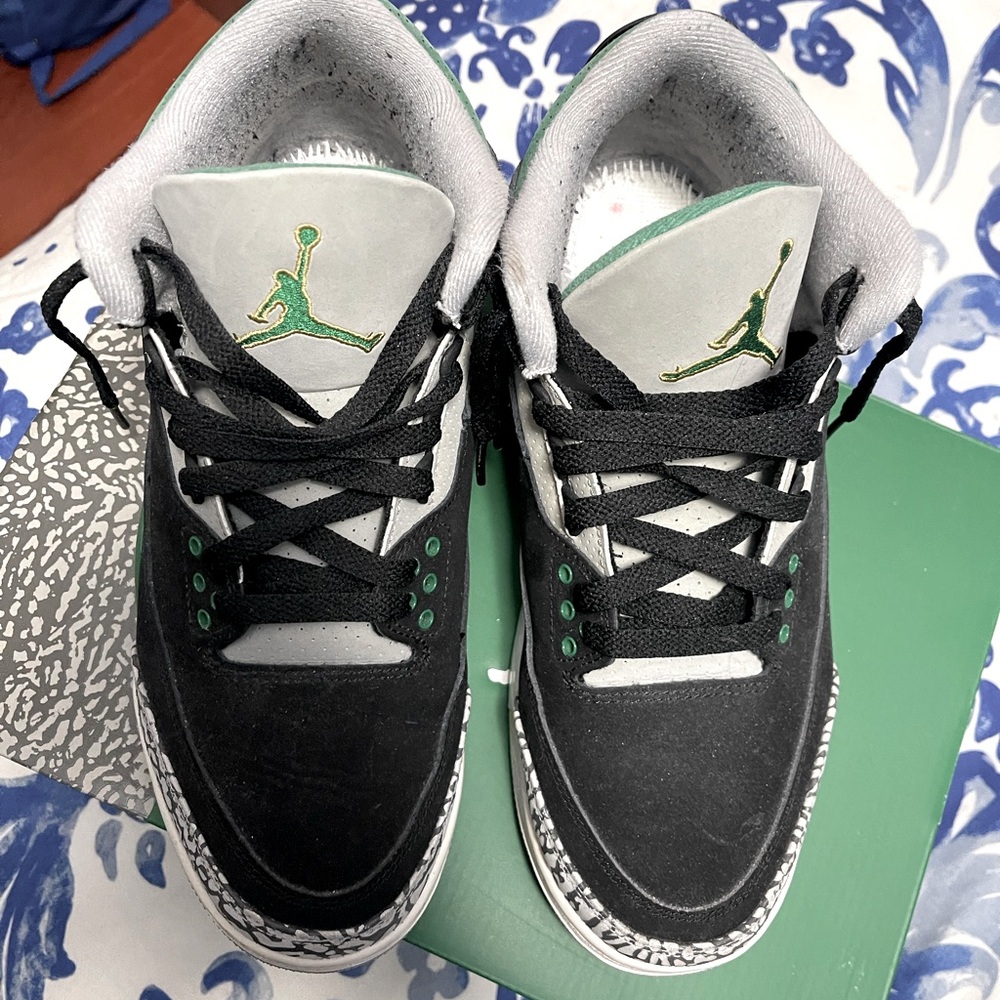Air Jordan Retro 3 Pine Green